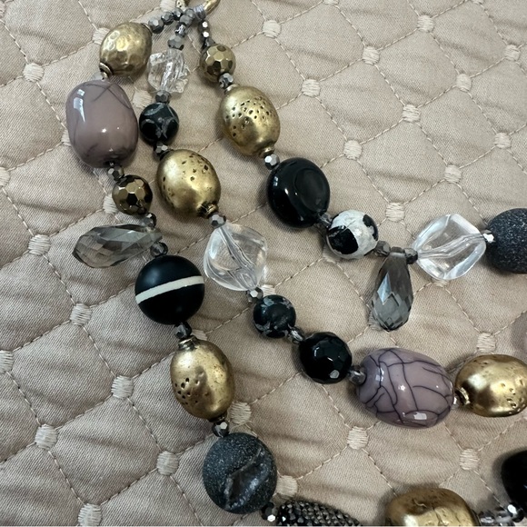 Three Strand large multiple beads gold adjustable necklace - Picture 3 of 5